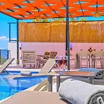 Vilă Uezuemlue 2 Bedroom Secluded With Private Pool Hot Tub Kalkan