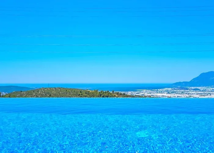 Uezuemlue 2 Bedroom Secluded With Private Pool Hot Tub Kalkan
