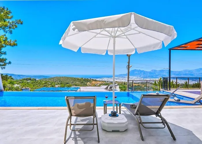 Villa Uezuemlue 2 Bedroom Secluded With Private Pool Hot Tub Kalkan