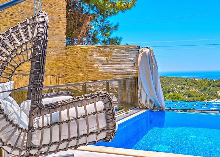 Uezuemlue 2 Bedroom Secluded With Private Pool Hot Tub * Kalkan