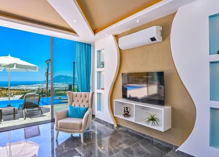 Uezuemlue 2 Bedroom Secluded With Private Pool Hot Tub *
