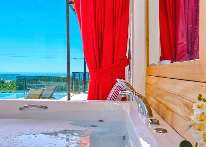 Uezuemlue 2 Bedroom Secluded With Private Pool Hot Tub Kalkan