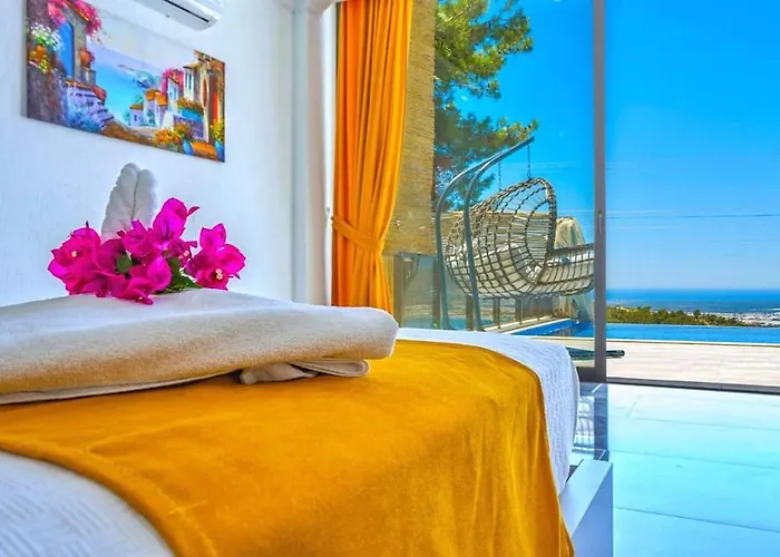 Uezuemlue 2 Bedroom Secluded With Private Pool Hot Tub