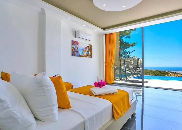 Villa Uezuemlue 2 Bedroom Secluded With Private Pool Hot Tub Kalkan