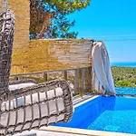 Uezuemlue 2 Bedroom Secluded With Private Pool Hot Tub * Калкан